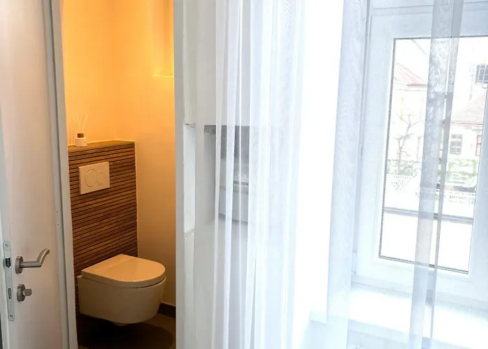 Traumhafte Für 3, Großzügig, Walk In Dusche Apartamento Viena