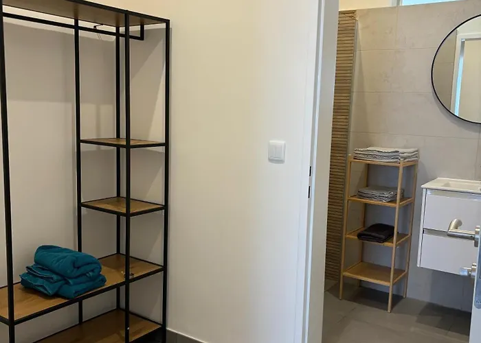 Traumhafte Für 3, Großzügig, Walk In Dusche Apartamento